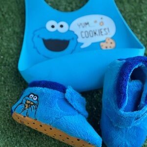 Blue Cookie Monster Baby Shoes and Bib Set